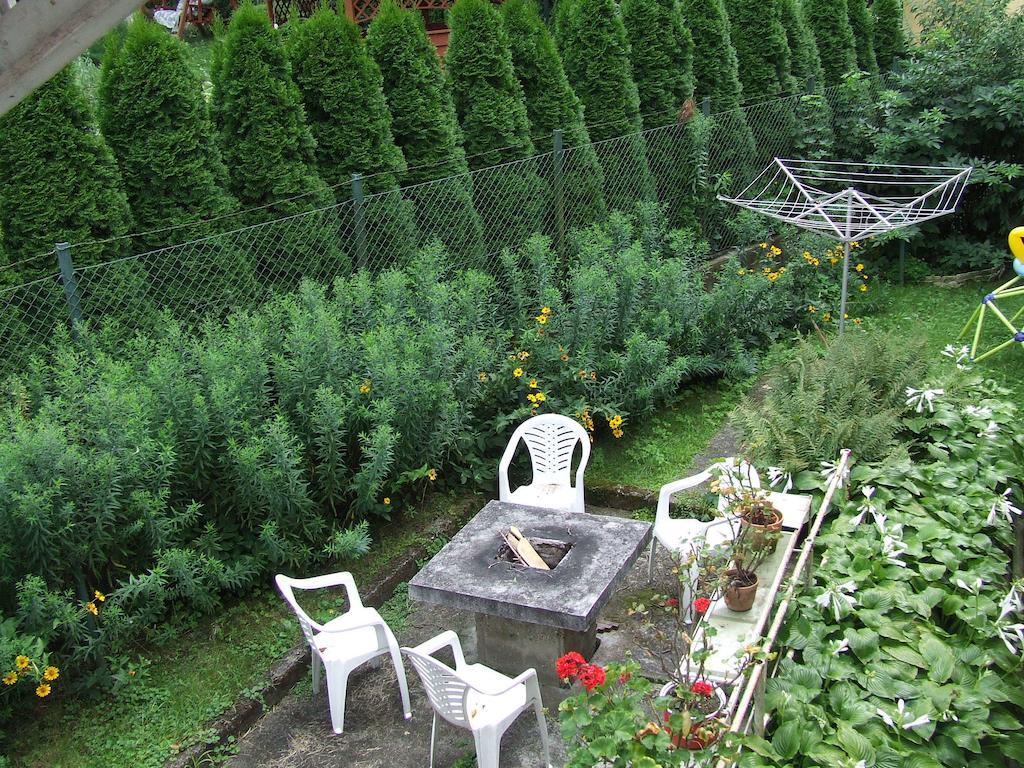 Hotel Prima Piheno Miskolc Esterno foto