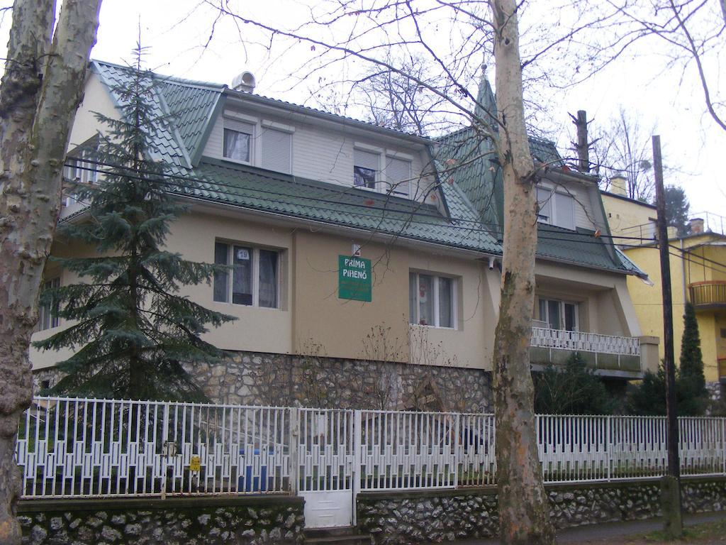 Hotel Prima Piheno Miskolc Esterno foto